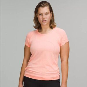 Lululemon Swiftly Tech Short-Sleeve Shirt 2.0 - Dew Pink - Short Sleeve - Size 6